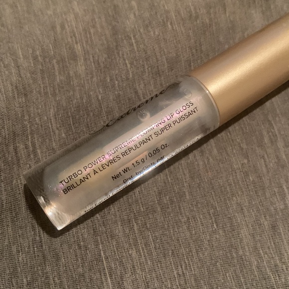 NWT Too Faced Lip Injection extreme - Picture 3 of 3